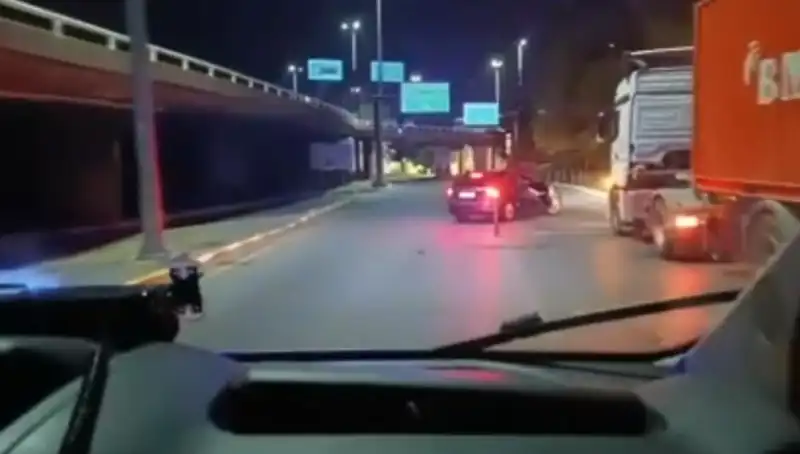İstanbul'da Kaçakçılık Operasyonu: 36 Milyon TL'lik Ürün Ele Geçirildi
