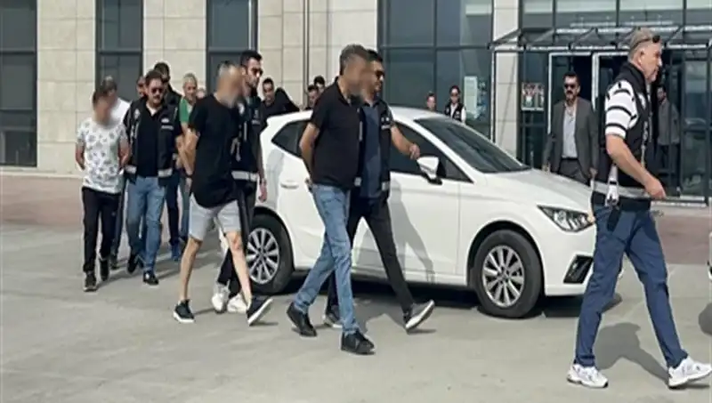 Hayal Satışıyla 10 Milyar Lira Dolandıran Turizm Firması İddiası!