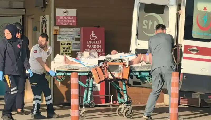 Sahte Alkol Faciası: Gençler Hastanelik Oldu, Yaşam Mücadelesi Veriyor