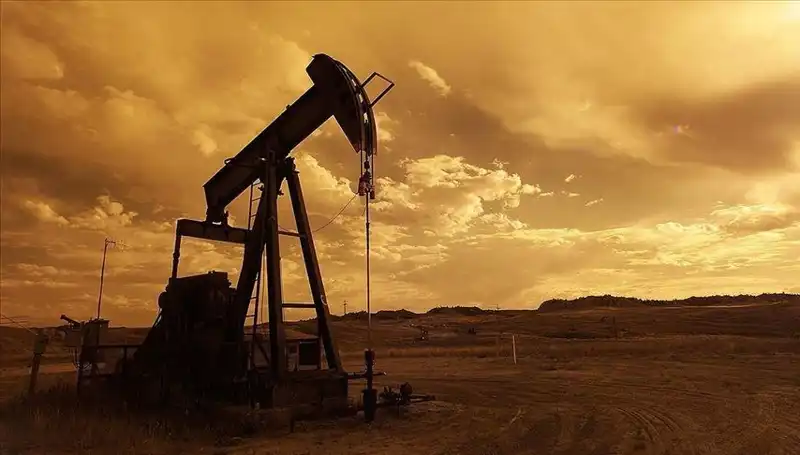 Orta Doğu'yu Sarsan Gece: Petrol Fiyatları Neden Yükseldi?