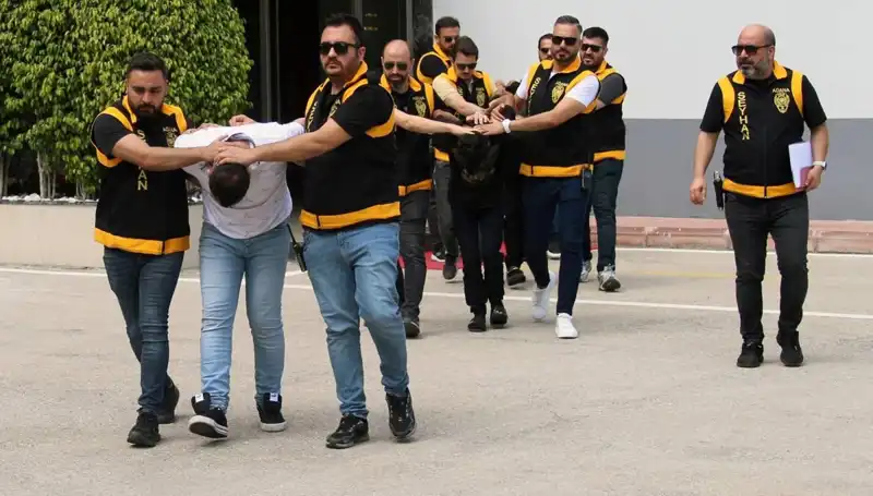 İş Adamı Aşk Tuzağında Kalıp Büyük Vurgun Yedi!