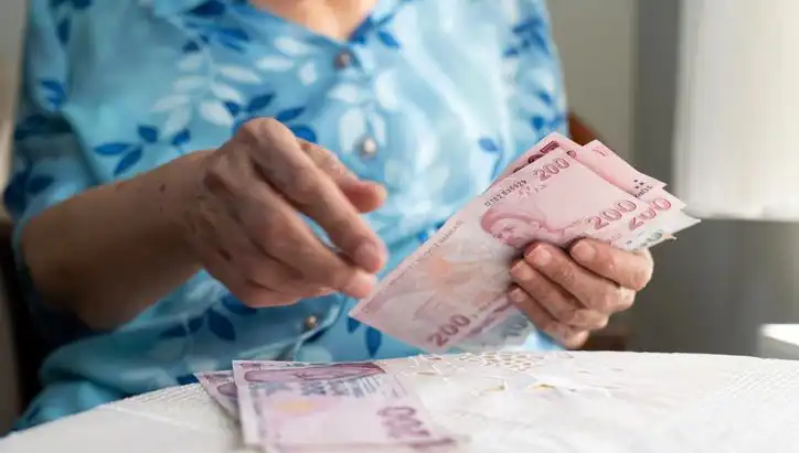 Emekliler, Dolandırıcıların Yeni ve Kayıt Dışı Hedefi Olmaya Başladı!