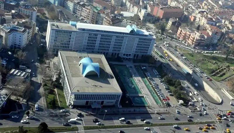 İBB Başkanlığı'na Vekalet Edecek İsim Heyecanla Bekleniyordu!