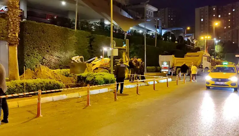 AVM Girişinde Doğalgaz Paniği: Detaylar ve Yaşananlar