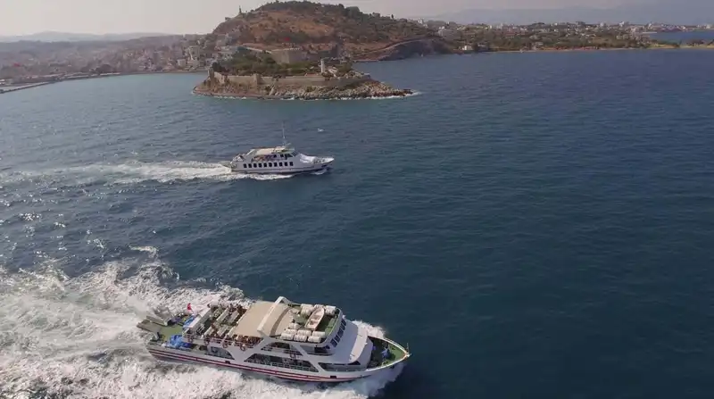 Yunan Adalarında Kapıda Vize Yeniliği ile Yeni Tatil Rotaları