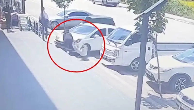 Yalova'da Trajik Kaza: Lise Öğrencisi Araç Altında Kaldı