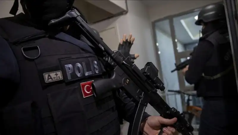 Türkiye Genelinde Uyuşturucu Operasyonları: 71 İl Rapor Edildi, 516 Gözaltı!