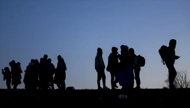 Edirne’de 21 Düzensiz Göçmen Operasyonu: Sınır Güvenliği Sağlandı