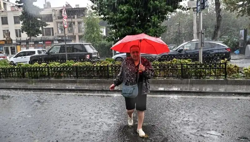 Ülke Genelinde Sarı Kodlu Yağış Uyarısı: Hazırlığınızı Yapın!