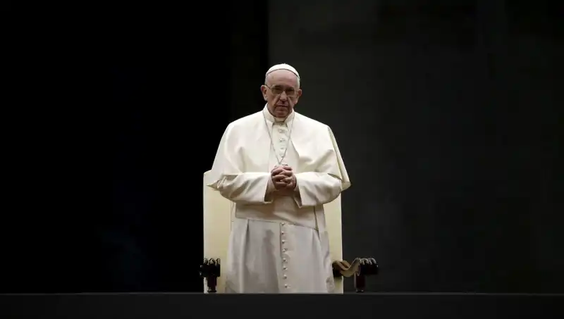 Kapıcılıktan Vatikan'a: Francis'in Hayatı ve Kırdığı Tabular