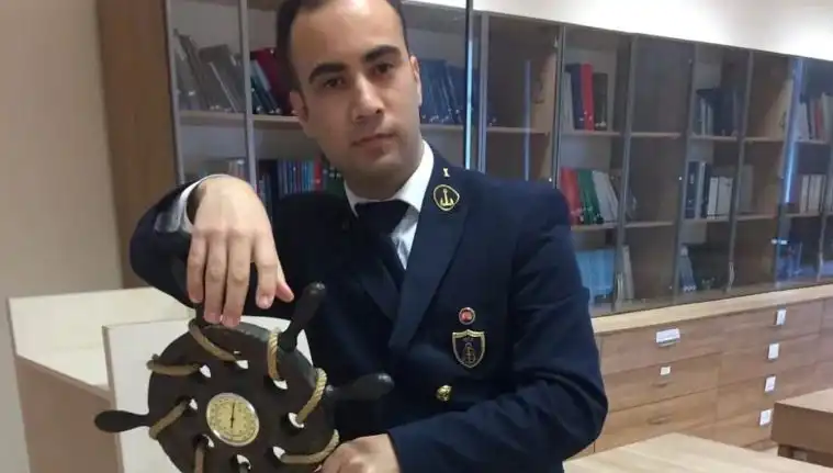Stajyer Denizci Berkan'dan Gelen Acı Haber: Suda Kayboldu!