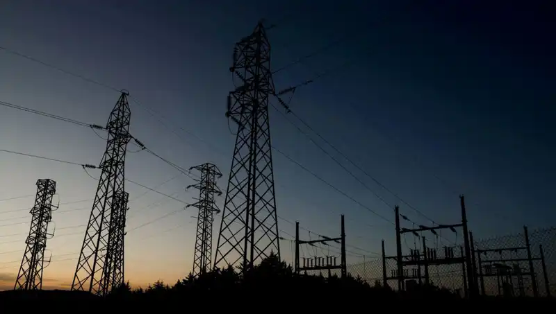 İzmir'in Yerelinde Elektrik Kesintileri: GDZ'den Açıklama Geldi!