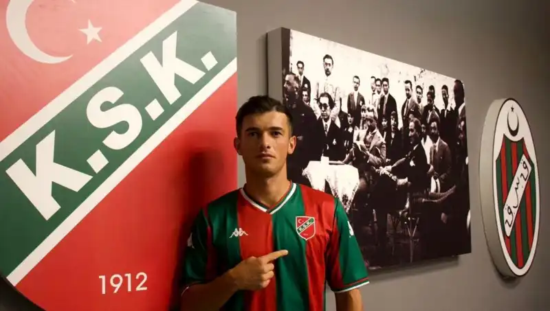 Karşıyaka'da Transfer Hareketliliği: Yeni Yüzler Takıma Katılıyor