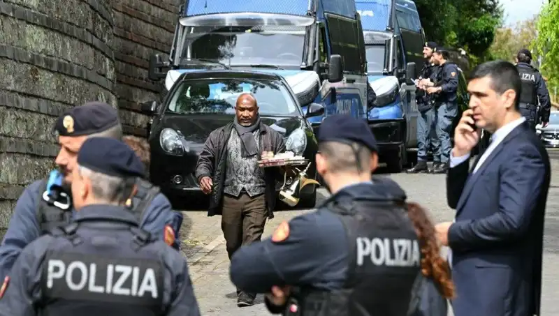 Roma'da Tarihi Nükleer Zirve: İran ve ABD'nin Görüşmeleri Başladı