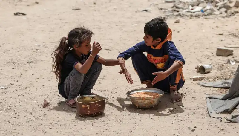 Gazze'de Dört Yaşındaki Çocuğun Açlık Sebebiyle Ölümü, Dünya’yı Sarstı!