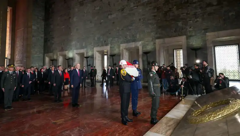 Devlet Erkanının Anıtkabir Ziyareti: 10 Kasım'da Anma Törenleri