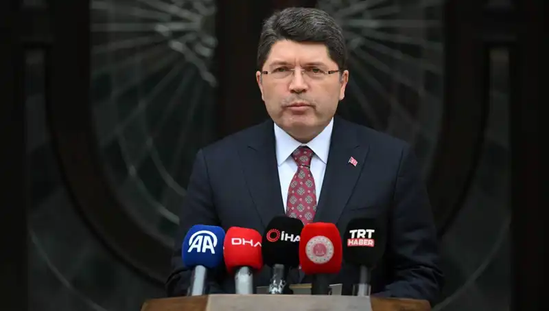 İmralı Heyeti Adalet Bakanı Tunç ile Tarihi Görüşme İçin Bir Araya Geliyor