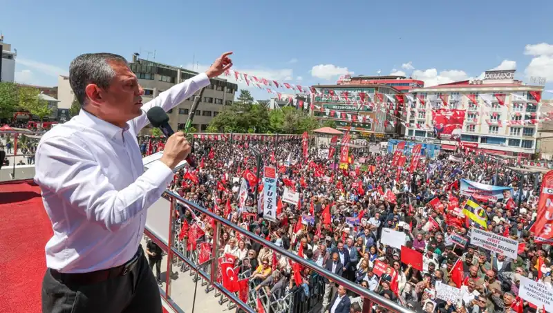Özgür Özel'le Silah Bırakma Süreci: Umut ve Destek Dolu Bir Gelecek
