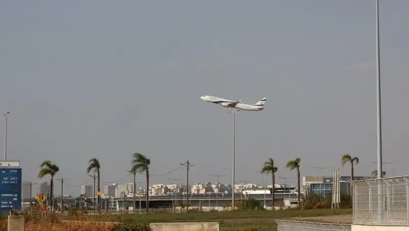 Husilerden İsrail’in Ben Gurion Havalimanı’na Şok Füze Saldırısı: Olayın Detayları