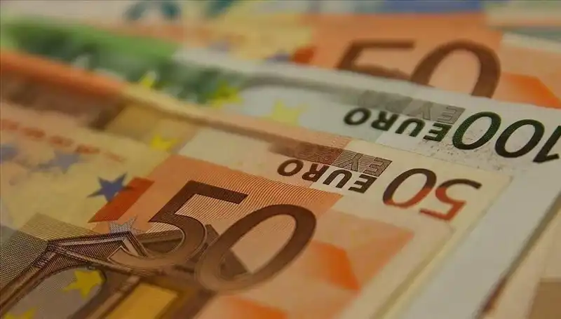 Euro’nun Zirvede Tuttuğu Güç, Neden Yerini Düşüşe Bıraktı?
