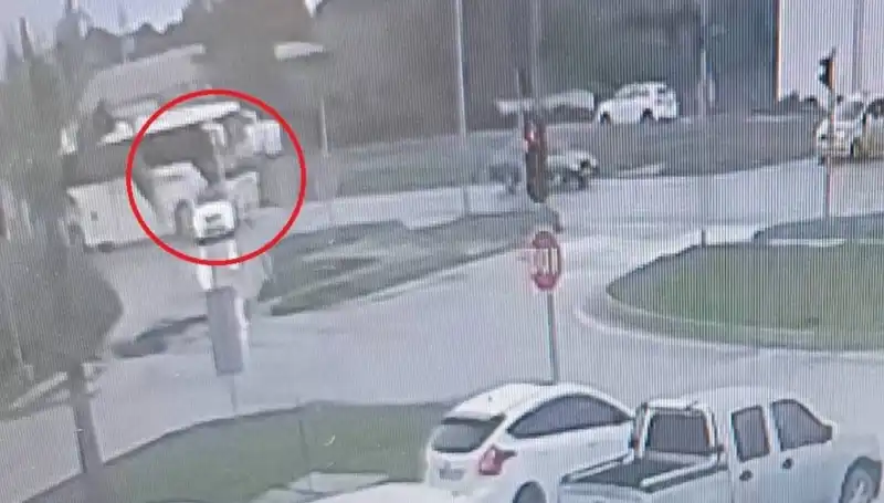 Kırmızı Işıkta Durmak Hayat Kurtarır Mı? Yolcu Otobüsü Kazasıyla İlgili Bilgiler